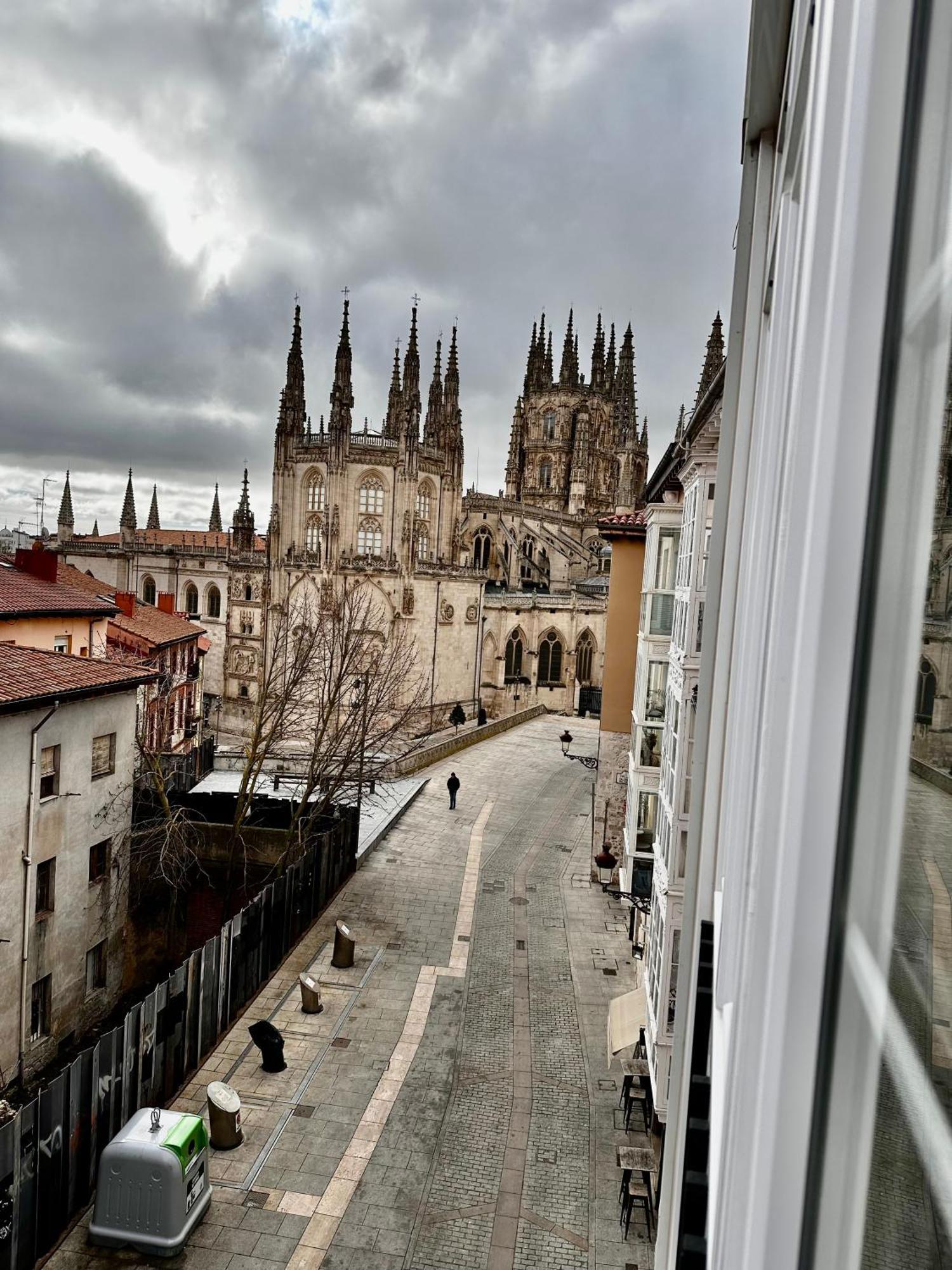 Atuaire Home Vista Catedral De Burgo Kültér fotó